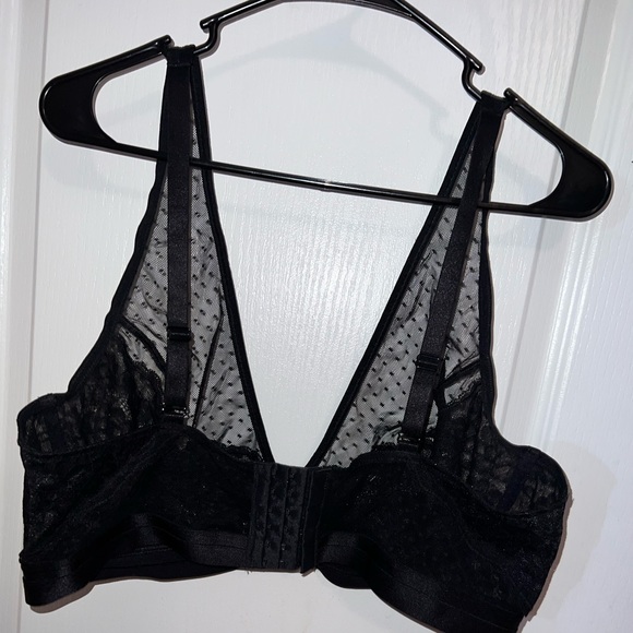 Torrid | Black Swiss Dot Mesh & Lace Unlined Bralette | 2X - Picture 7 of 10